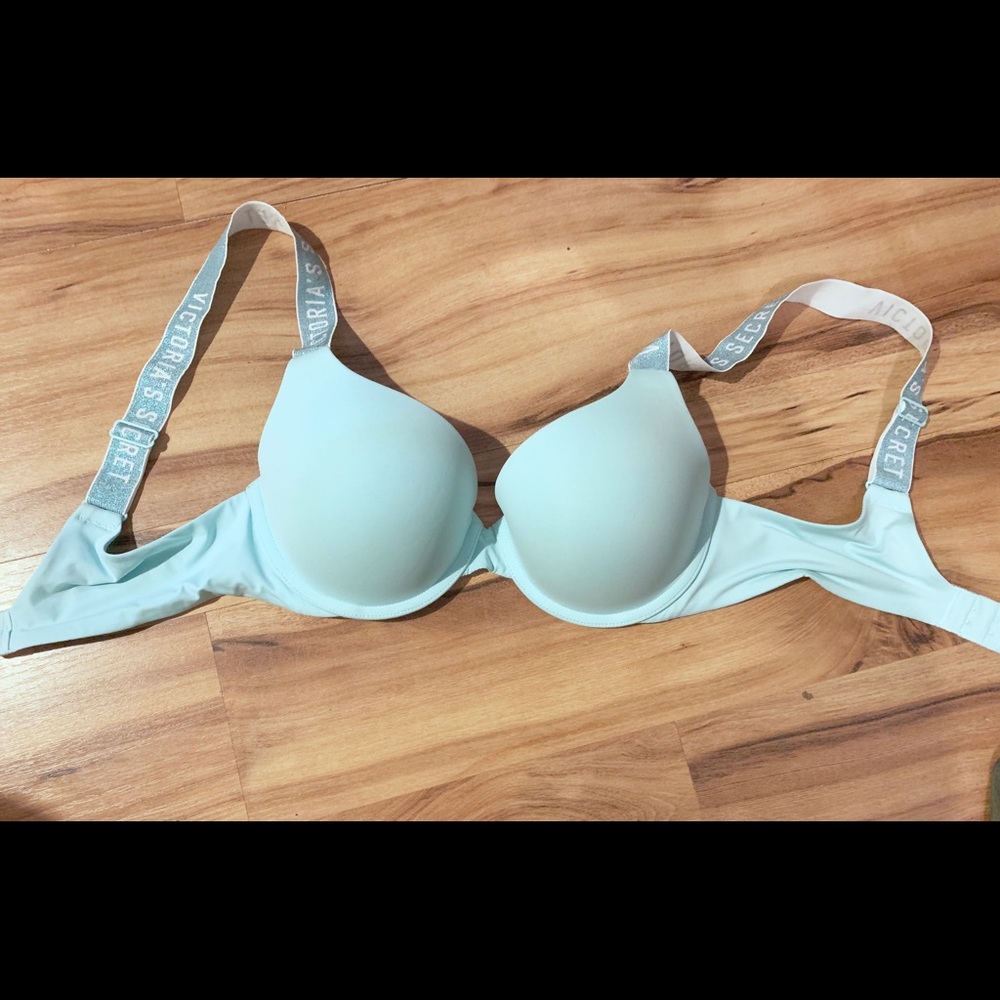 Victoria’s Secret T-Shirt Bra